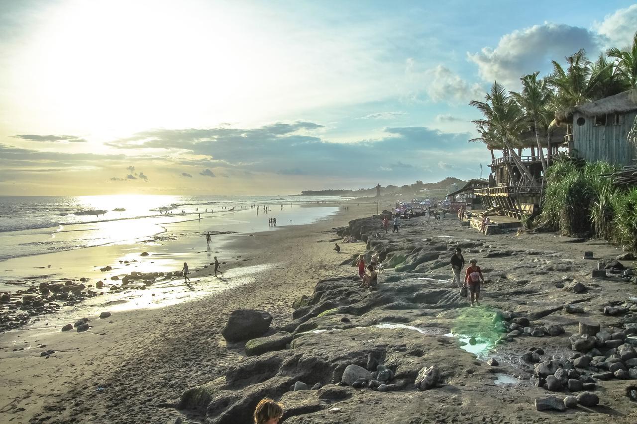 Bima Sakti Homestay Echo Beach Canggu Buitenkant foto